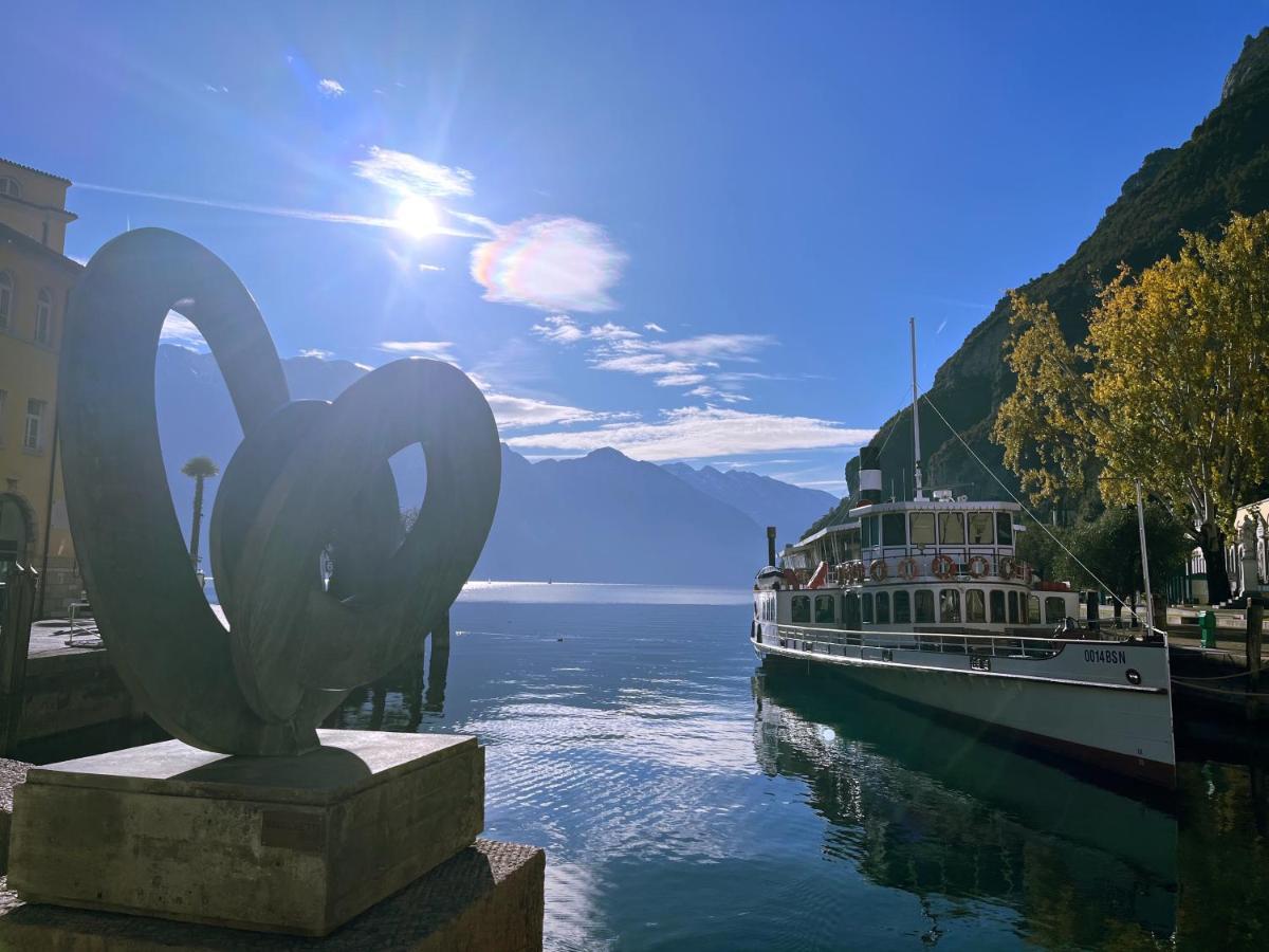 Downtown Balcony & View * Riva del Garda